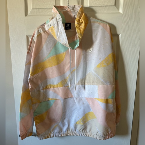 New Balance Pullover Wind Breaker - Picture 1 of 5